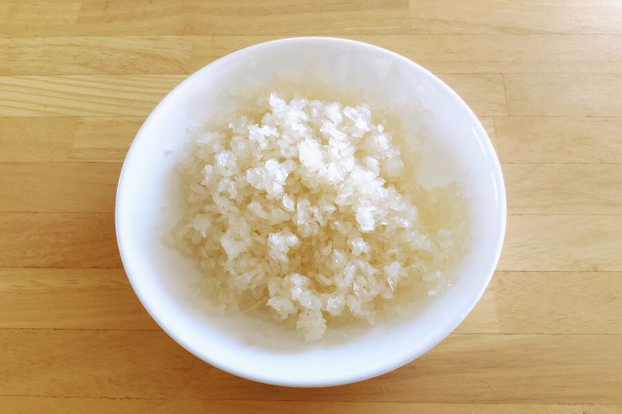 こんにゃく米「50RICE」だけを電子レンジで炊き上げた様子その2